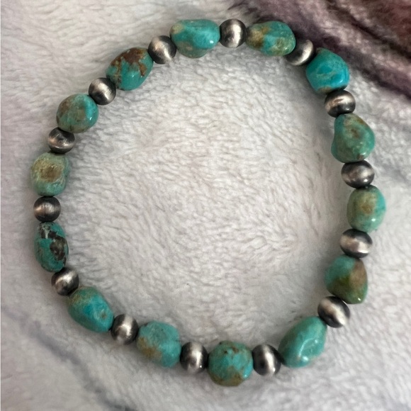 ❤️ 8mm Desert Pearl Turquoise Navajo Influenced Stretchy Bracelet for Stacking - Picture 10 of 15